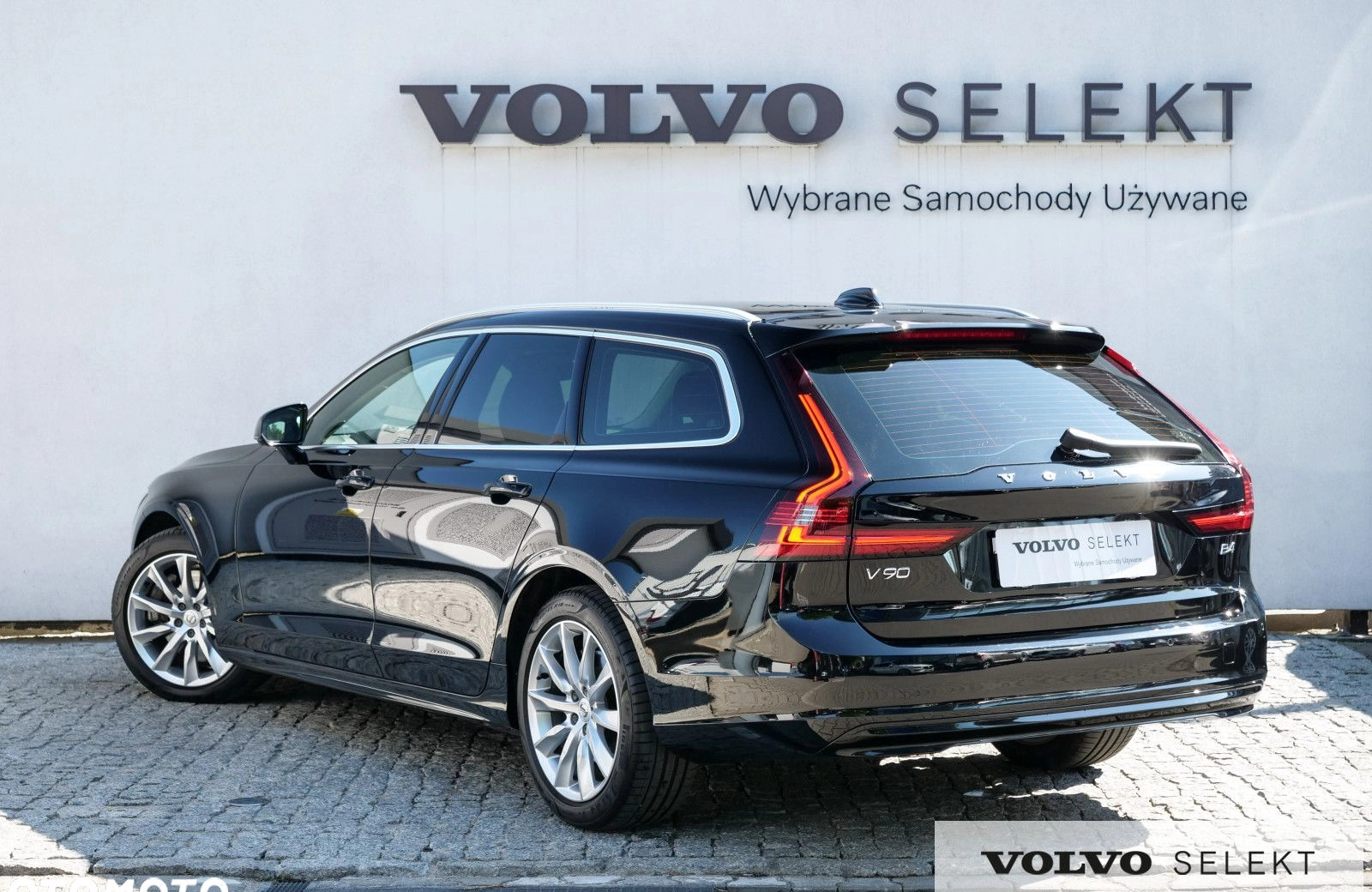 Volvo V90 cena 149900 przebieg: 35770, rok produkcji 2020 z Międzyzdroje małe 562